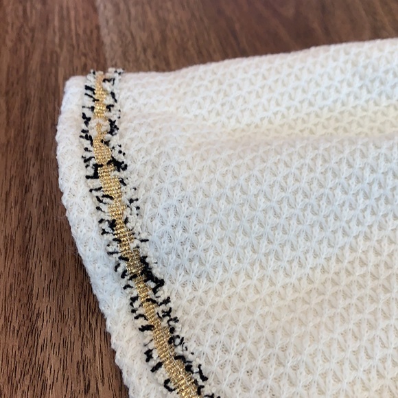 Two piece fancy outfit- size- 2-3T - Picture 9 of 10